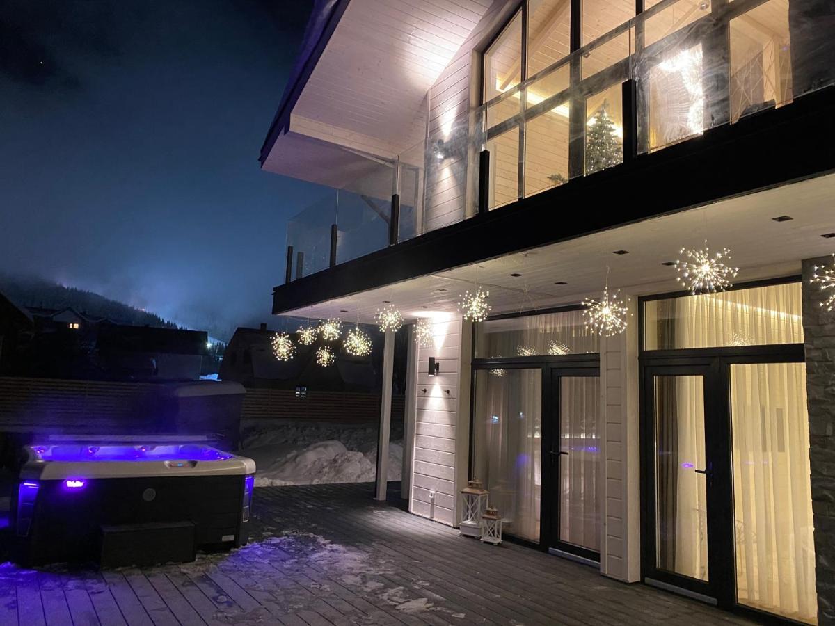 Be Be Chalet - Premium Jacuzi & Private Pool Bukovel Exterior photo