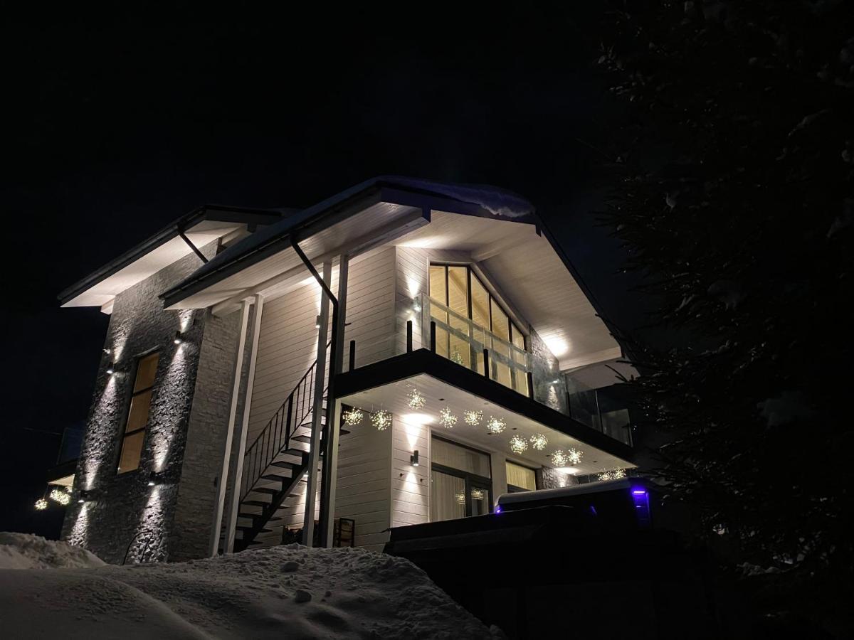 Be Be Chalet - Premium Jacuzi & Private Pool Bukovel Exterior photo