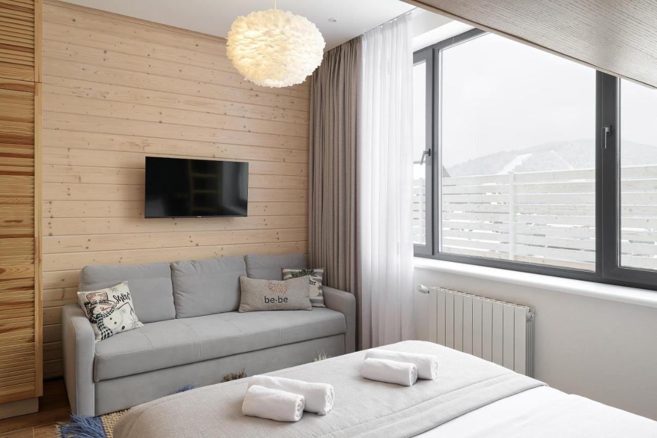Be Be Chalet - Premium Jacuzi & Private Pool Bukovel Exterior photo